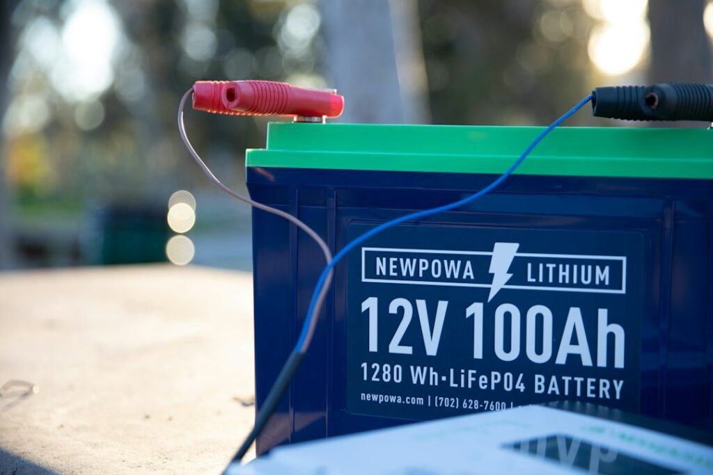 Battery used to illustrate the stored energy that determines 1500VA UPS runtime